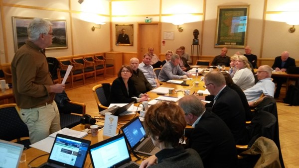 De regionale foreningene orienterte om sin drift og organisering. Her Sigbjørn Fjærvoll fra Jordvern Vestfold